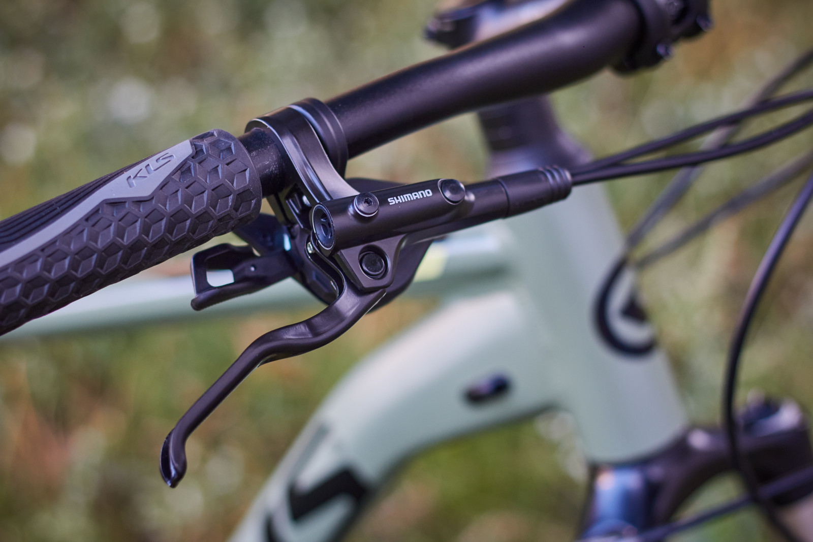 гальма SHIMANO MT200 Hydraulic Disc. на велосипеді келліс