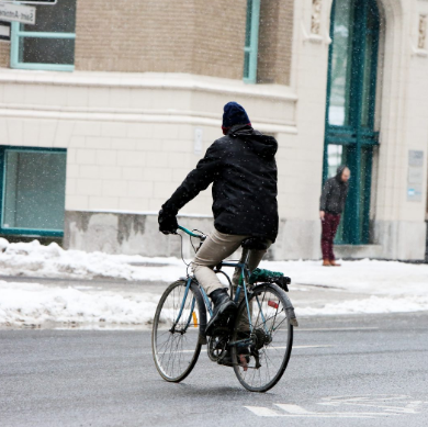 велосипедист без форми