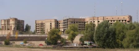 На подступах к современной крепости 2.JPG