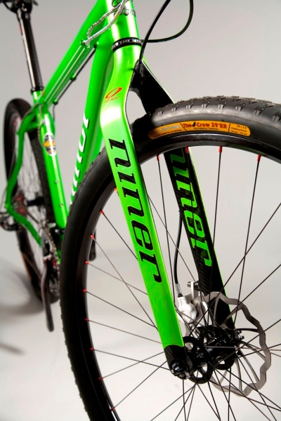 niner-carbon-fork-green.jpg