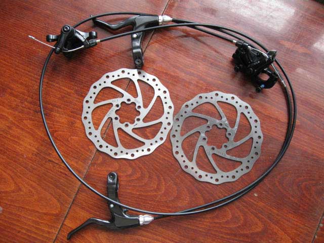 Tektro Novela mini.jpg