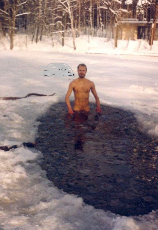 в проруби.JPG