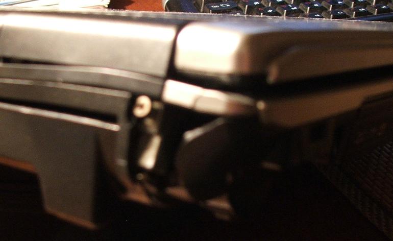 Петля ноута.JPG