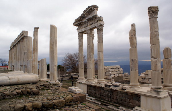 Пергамский акрополь, Бергам.jpg