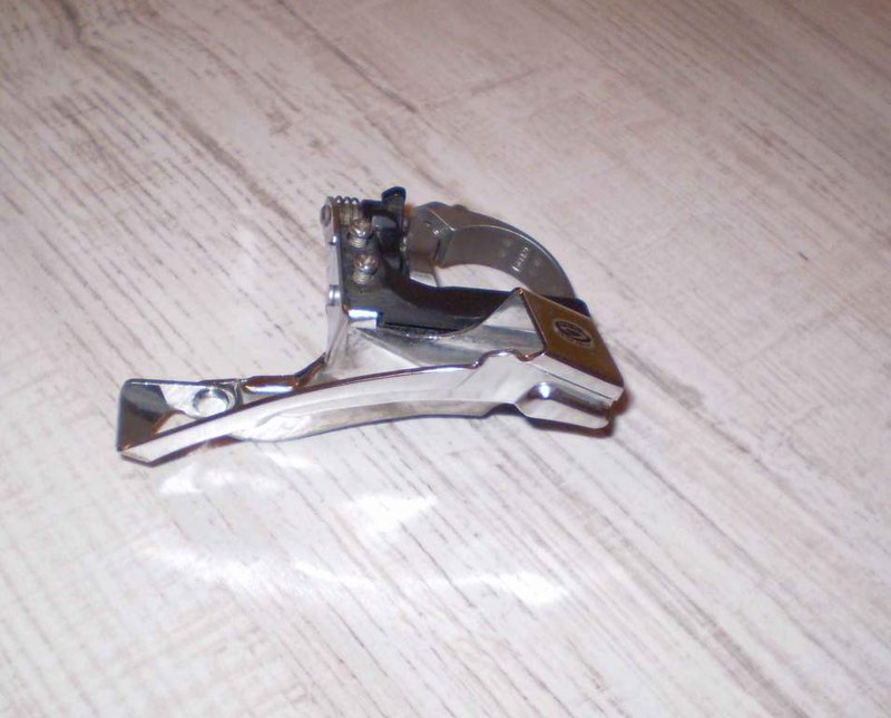 Deore LX FD-M580 04.jpg