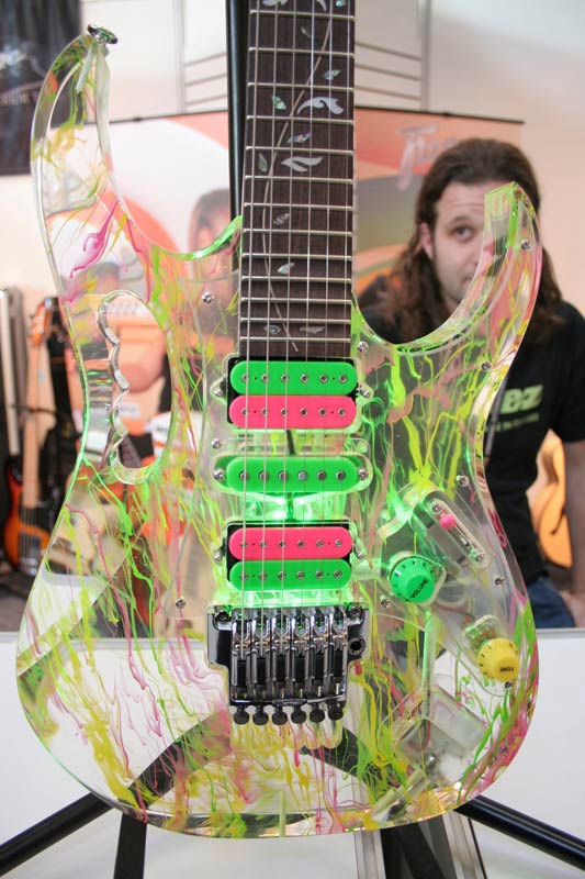 Acrylic_Ibanez_JEM_by_Pouss.jpg