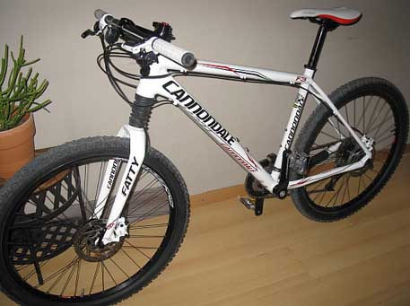 cannondale f3.JPG