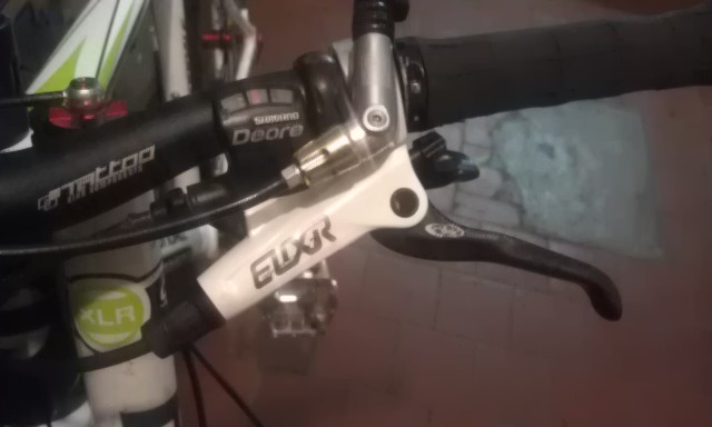 Avid Elixir 7 ручка.JPG