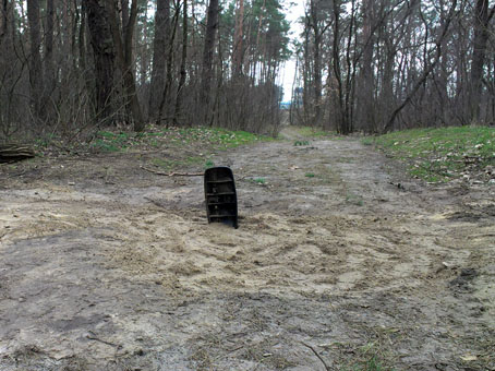 4. яма почти  закопана.jpg