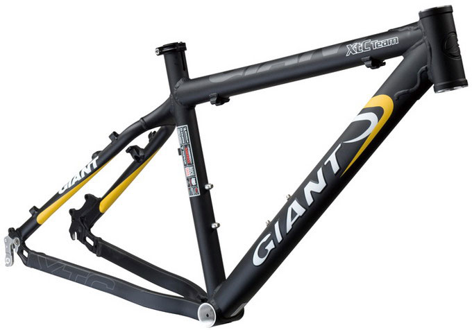 GIANT XtC Embo.jpg