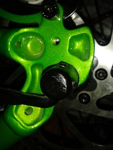 на креплении заднего колеса.jpg