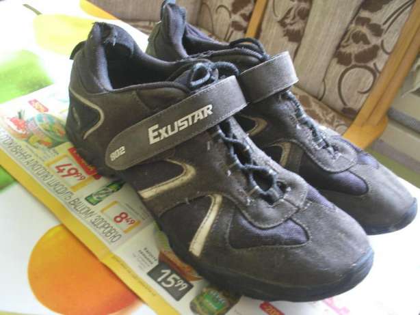 318332074_2_644x461_veloobuv-velotufli-exustar-sm802-fotografii.jpg